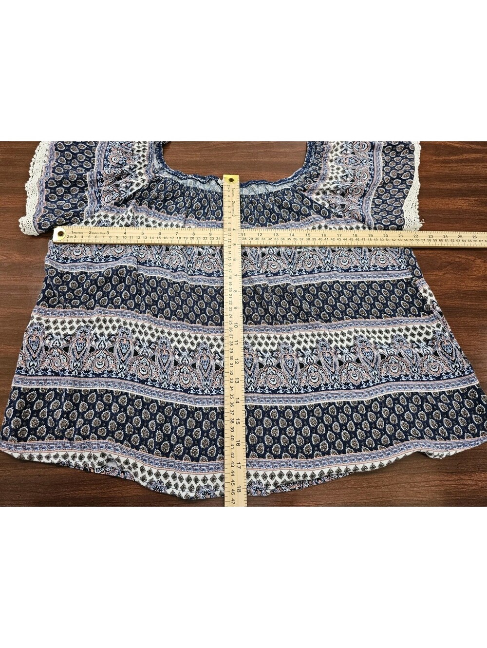 Charlotte Russe Womens Large Navy Blue Paisley Print Boho Crochet Trim Top - Picture 7 of 7